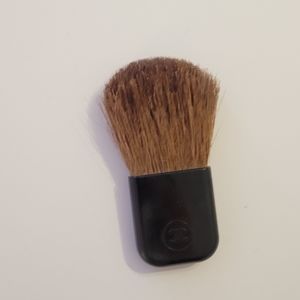 C H A N E L  Travel Brush
